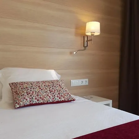 Menurka Hostal Ciutadella (Menorca)