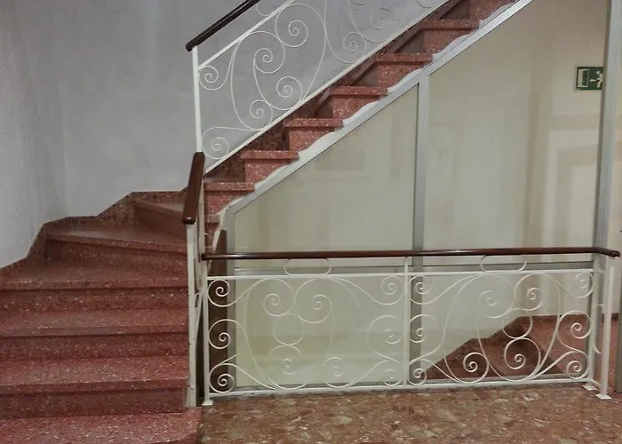 Menurka بيت شباب *