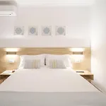 بيت شباب Menurka *