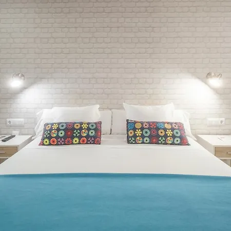 Hostel Hostal Menurka Ciutadella (Menorca)