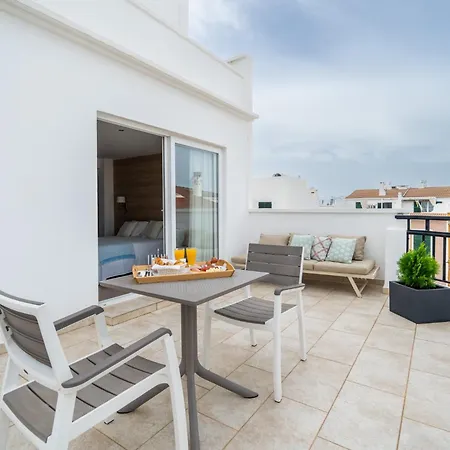 Hostal Residencia Menurka *