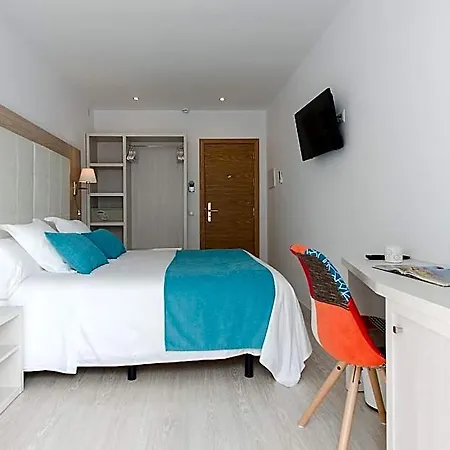 Hostel Menurka *