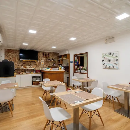 Hostel Hostal Menurka Ciutadella (Menorca)