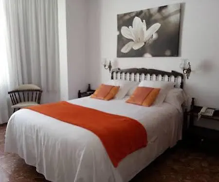 Hostel Hostal Menurka *