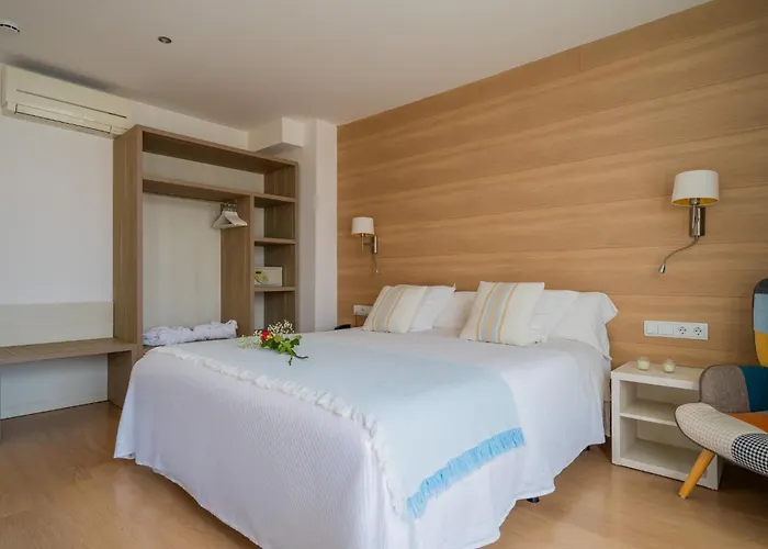 Menurka אכסניה *