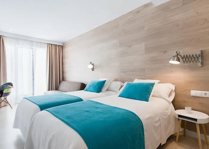 Menurka אכסניה *