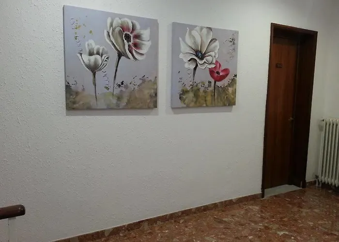 Menurka אכסניה