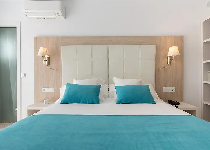 Menurka Hostal Ciutadella (Menorca)